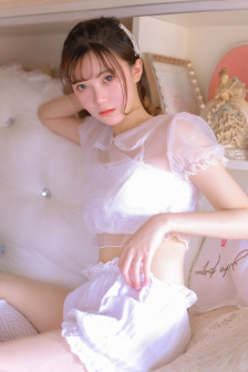 女保险公司推销员5
